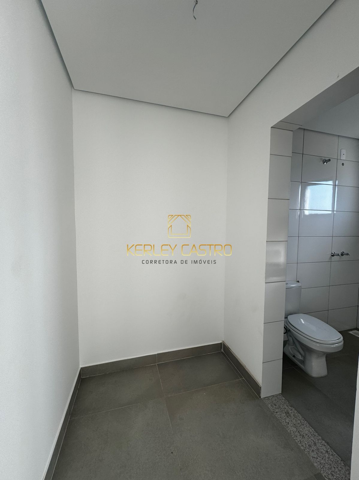 VENDO CASA DUPLEX-MATA GRANDE 